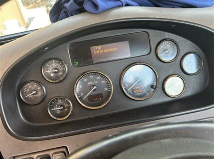 truck 208133 (7+1)-9011418664