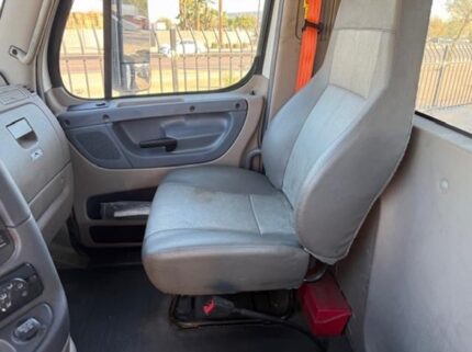 truck 208140 (16+1)-9033414541