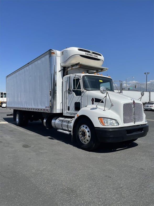truck 208145 (0+1)-7277324110