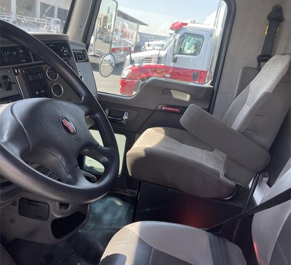 truck 208145 (8+1)-7277324132