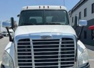 truck 208149 (28+1)-9009318733