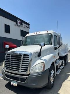 truck 208149 (30+1)-9009318771