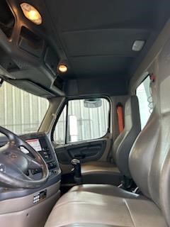 truck 208149 (7+1)-9009318563