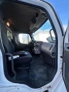 truck 208157 (11+1)-9040768620