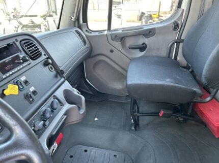 truck 208159 (13+1)-9023630584