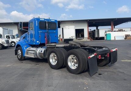 truck 208175 (2+1)-9018572877