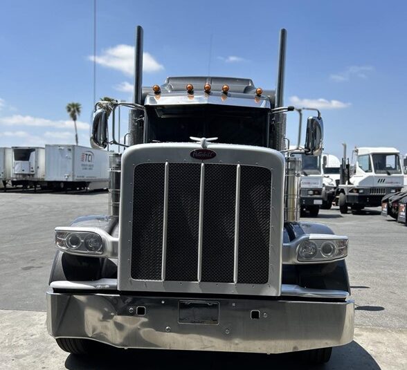 truck 208213 (1+1)-9052973699
