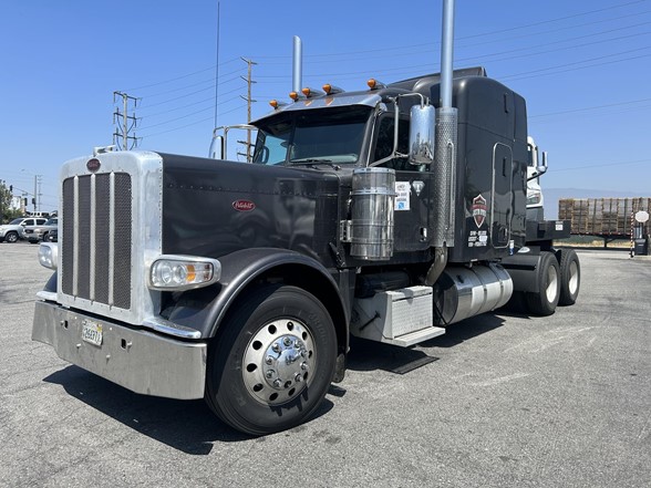 truck 208213 (11+1)-9052973838