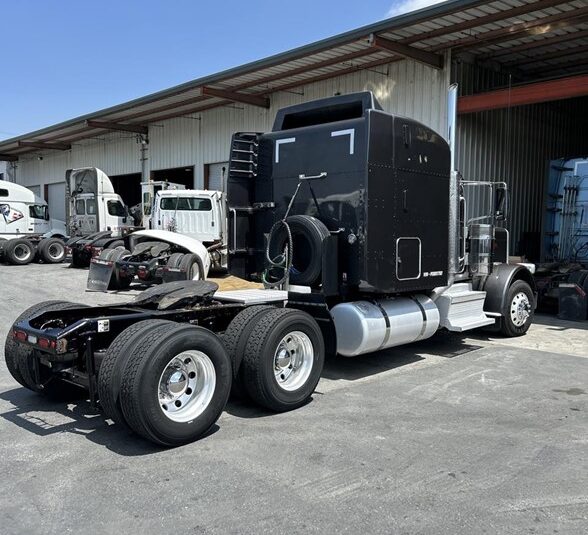 truck 208213 (5+1)-9052973762