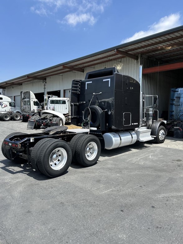 truck 208213 (5+1)-9052973762