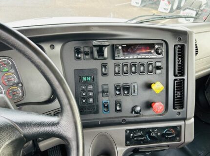 truck 208217 (14+1)-9039621500