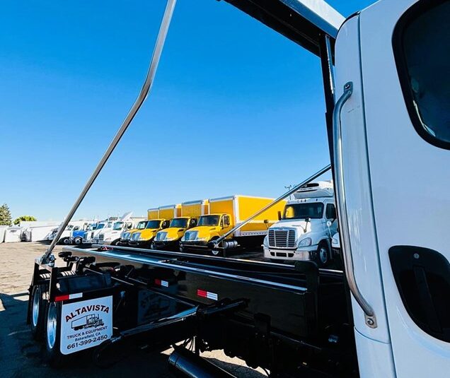 truck 208219 (8+1)-9049352240