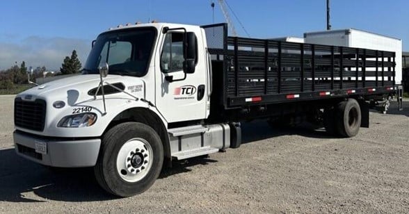truck 208235 (0+1)-8063722347