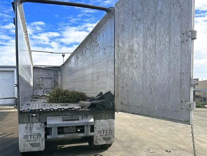 truck 208240 (1+1)-8061134133