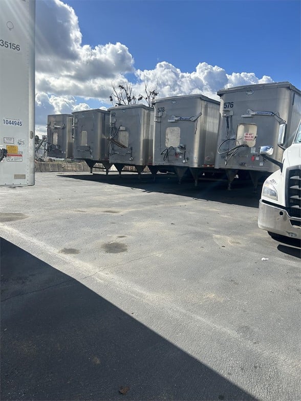 truck 208240 (3+1)-8057226591