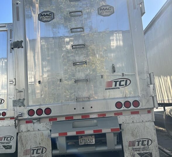 truck 208246 (2+1)-9048016103