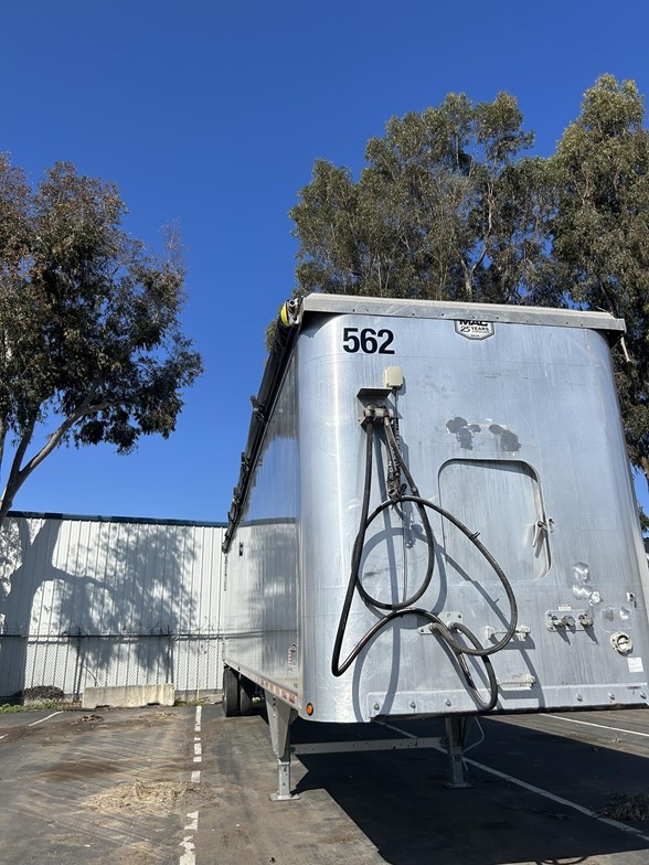 truck 208249 (0+1)-9053948680