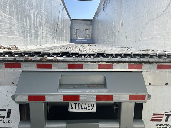 truck 208249 (6+1)-9053948702