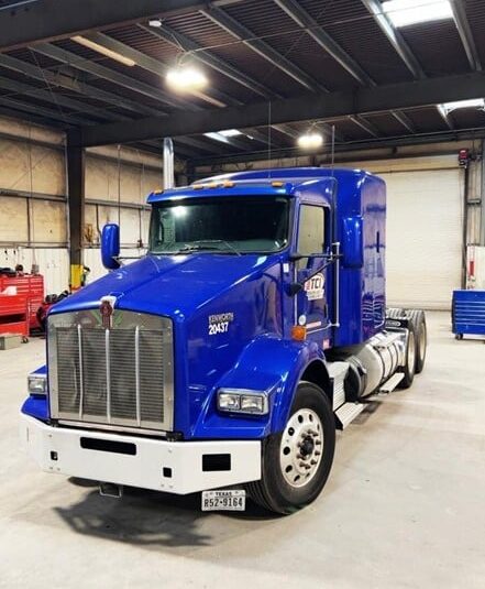 truck 208260 (0+1)-9037328593