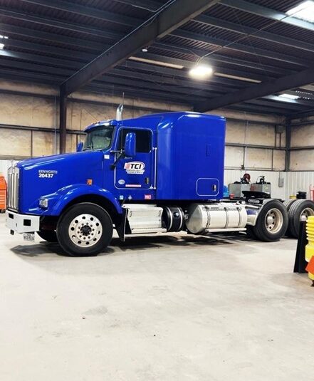 truck 208260 (13+1)-9037328612
