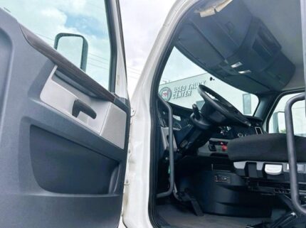 truck 208284 (4+1)-9014791424