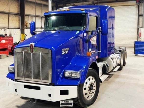 truck 208285 (0+1)-9040810373