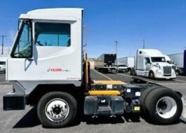 truck 208302 (0+1)-9006571730