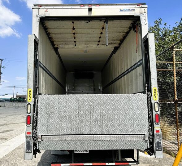 truck 208307 (2+1)-9022923138