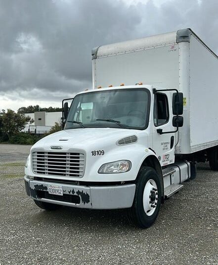 truck 208308 (0+1)-9044731098