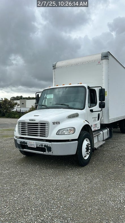 truck 208308 (0+1)-9044731098