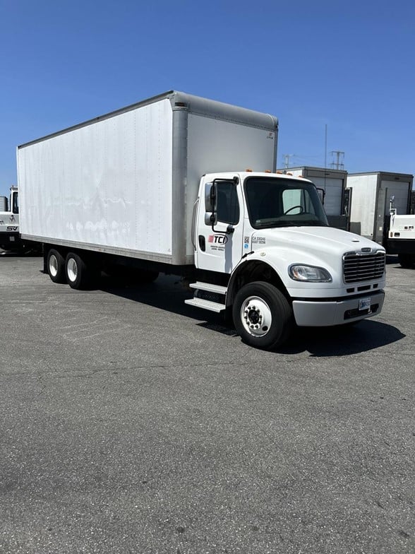 truck 208313 (0+1)-9051997035