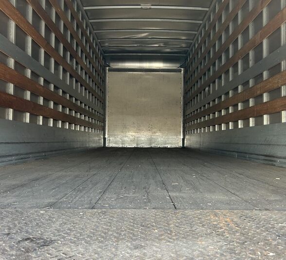 truck 208313 (5+1)-9051996709