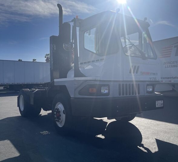 truck 208334 (1+1)-9029979342