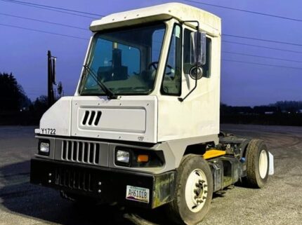 truck 208339 (0+1)-9038560953