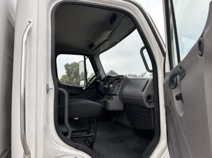 truck 208340 (9+1)-9039040535