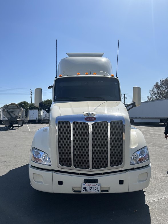 truck 208348 (1+1)-9047606718