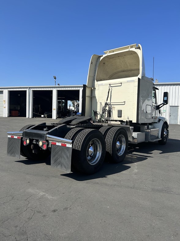 truck 208348 (5+1)-9047606745
