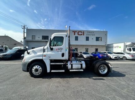 truck 208359 (1+1)-9011821857