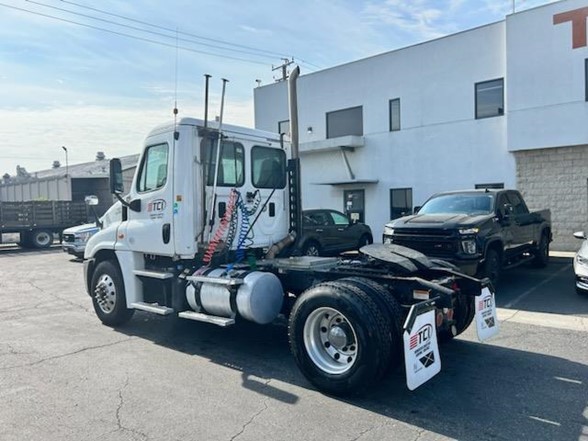 truck 208359 (3+1)-9011821863