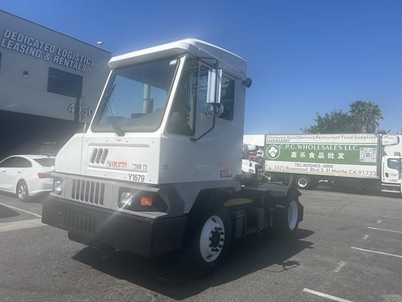 truck 208369 (0+1)-9020870234