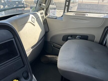 truck 208376 (12+1)-9029717483