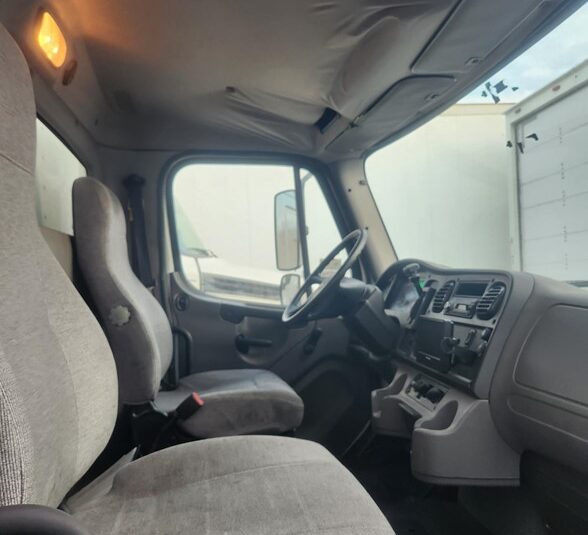 truck 208380 (14+1)-9032922045