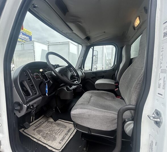 truck 208385 (14+1)-9055699573