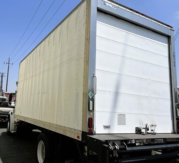 truck 208390 (2+1)-9052163162