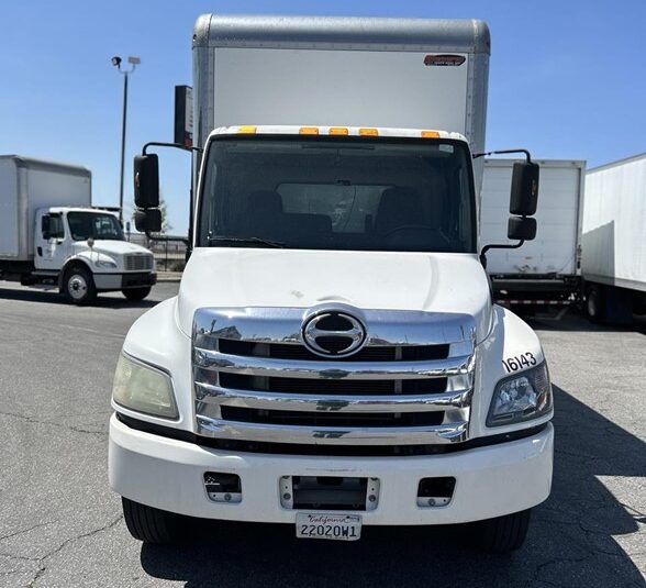 truck 208391 (1+1)-9053909516