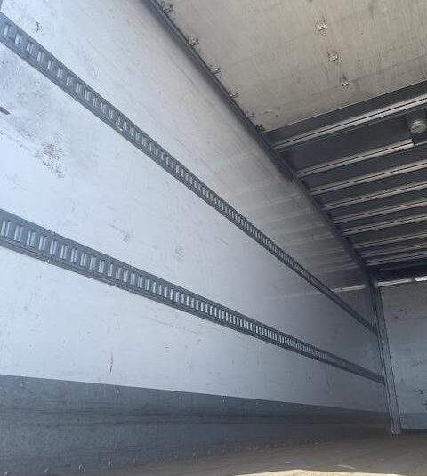truck 208391 (19+1)-9005795365