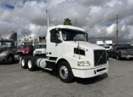 truck 208405 (0+1)-9041036597