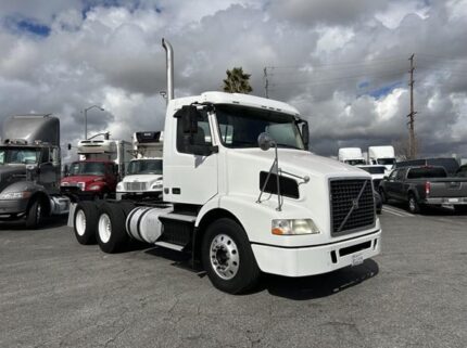 truck 208405 (0+1)-9041036597