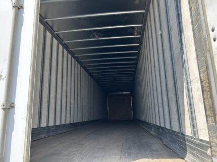 truck 208413 (2+1)-9054345403