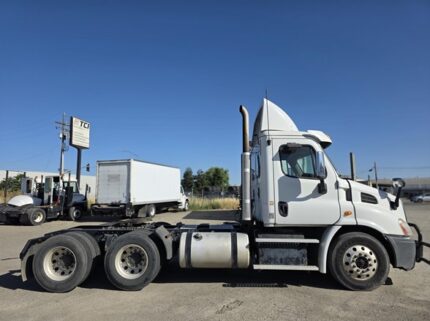 truck 211927 (3+1)-9065327816